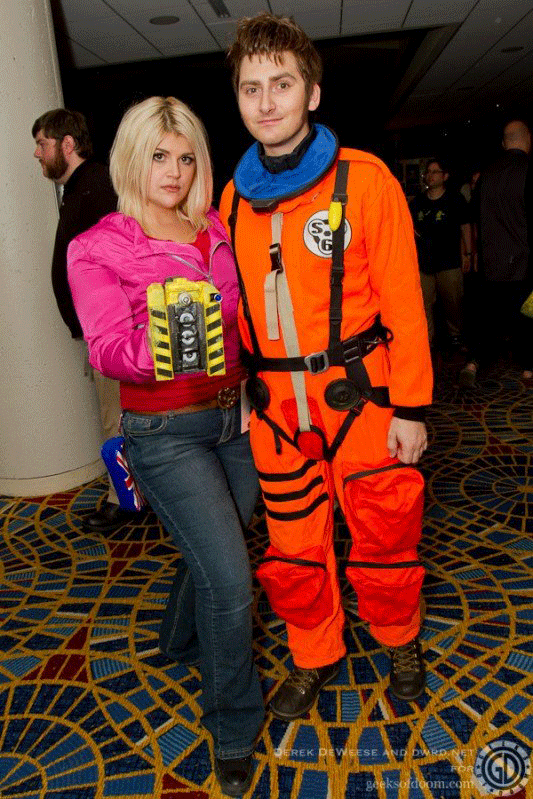 ersatz Rose Tyler and Doctor No 10 at Dragon Con