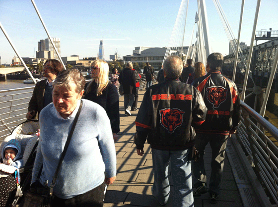 spot the American tourists