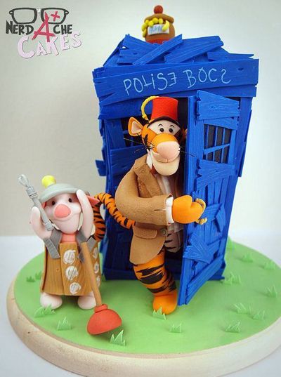 Winnie the Pooh TARDIS cake