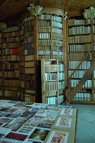 secret bookshelf