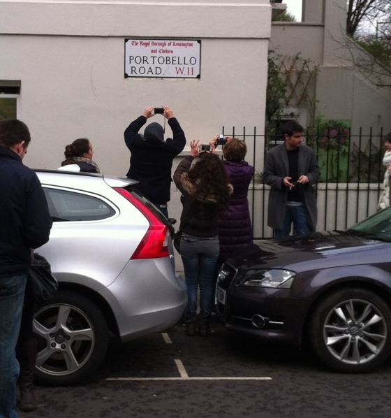 Portobello Road tourist photos