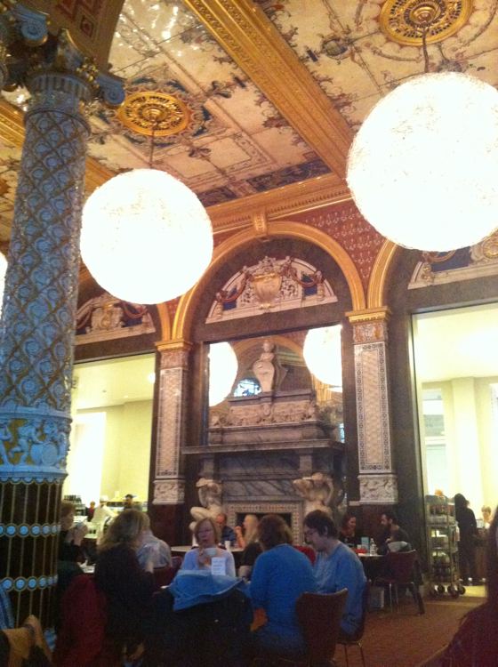 Victoria and Albert cafe