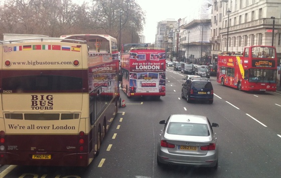 manytourbuses