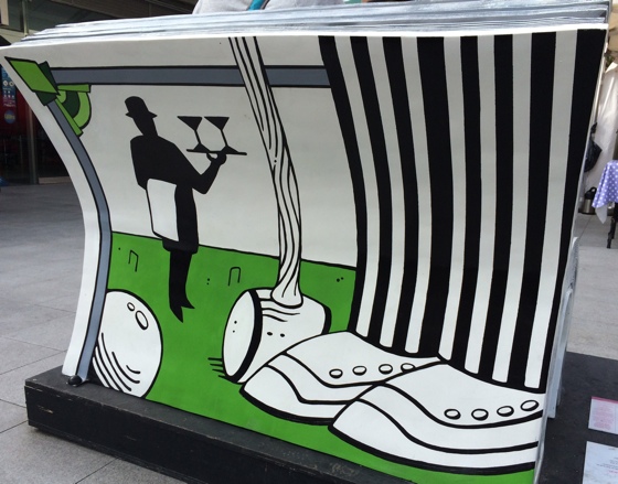 jeeveswoosterbookbench3