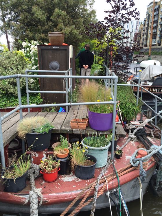 gardenbarge3