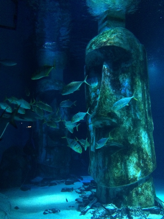 aquariumstatue