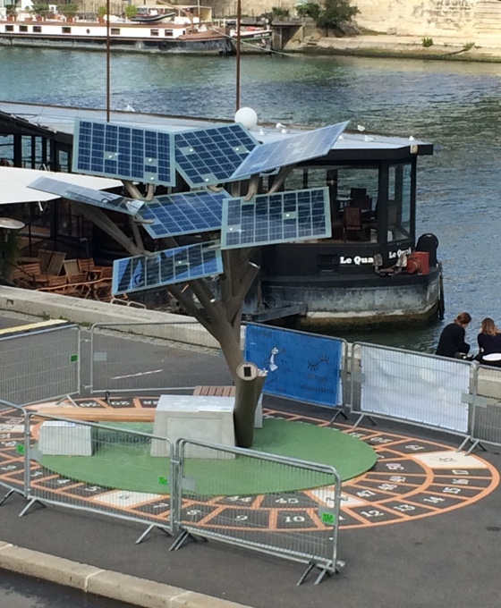 solarpaneltree